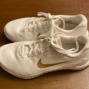 White and Gold Metcon